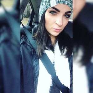 Meet your Posher, Brooke